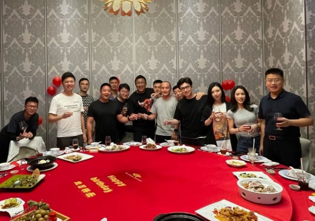 体坛周报:前国足队长张恩华去世