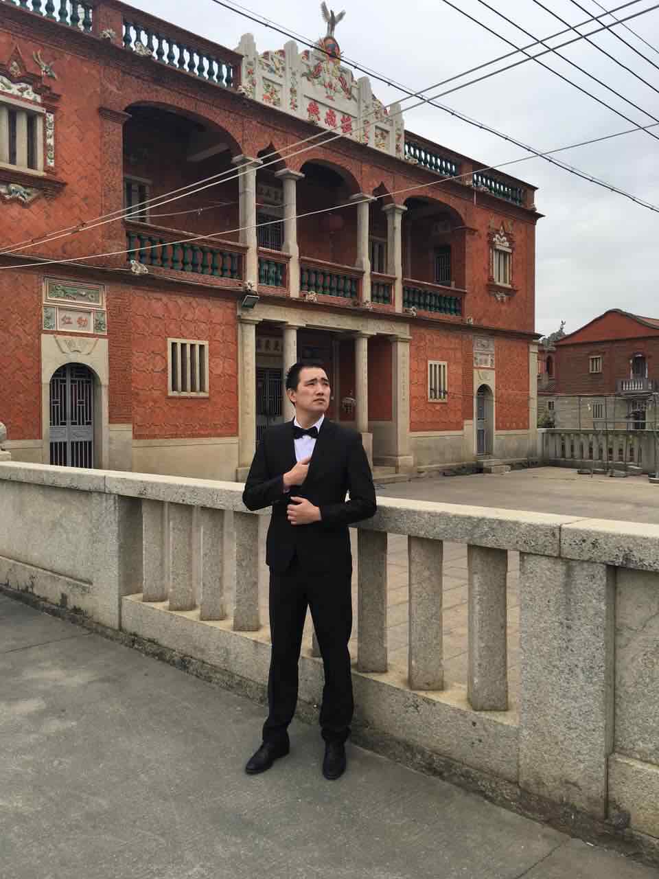 独占菲律宾首富宝座19年，6子女个个成才，这个华裔家族如何做到？-腾讯新闻