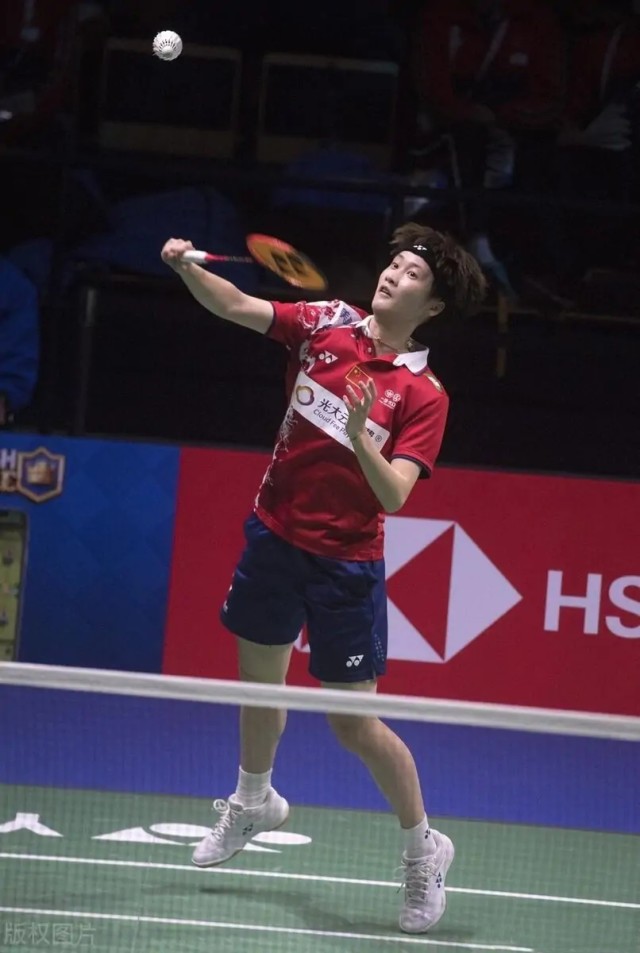 首场混双王懿律/黄东萍2-0横扫徐承宰/申昇瓒,第二场男单石宇奇2-1